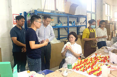 楊淑亭鄉村產業云車間溆浦車間正式掛牌，開啟數字化車間新模式